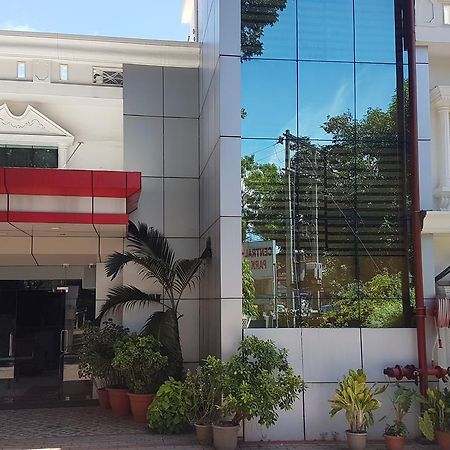 The Central Park Kollam Exterior photo